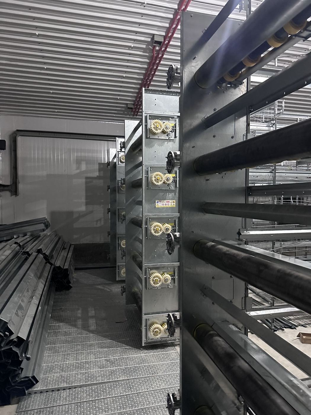 Manure belt drives at the end of VALLI cage rows